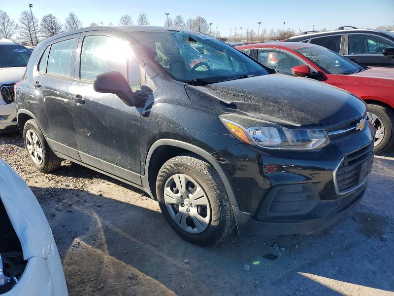 Photo 4 from auction – 2018 CHEVROLET TRAX LS with VIN 3GNCJKSB5JL416397