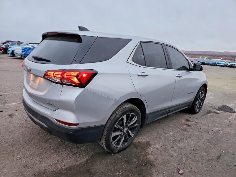 Photo 3 from auction – 2022 CHEVROLET EQUINOX with VIN 3GNAXUEVXNL221909