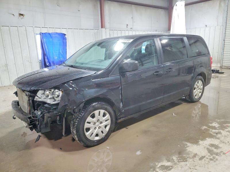 DODGE GRAND CARA 2018 with VIN 2C4RDGBG6JR356491 - Photo from auction