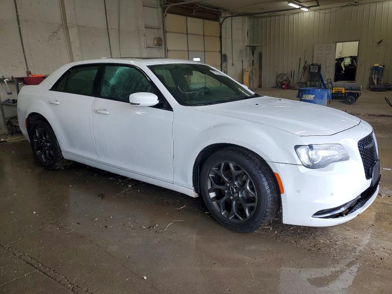 Photo 4 from auction – 2015 CHRYSLER 300 S with VIN 2C3CCAGG0FH876380