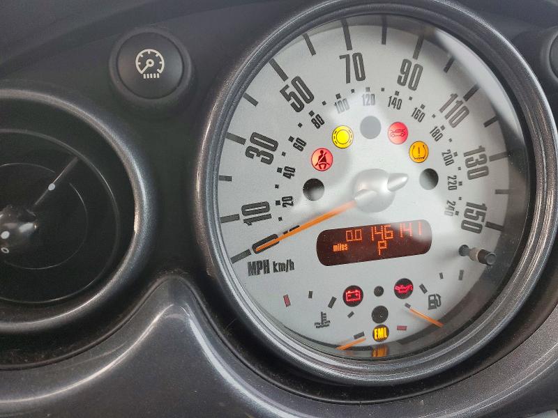 Photo 9 from auction – 2004 MINI COOPER with VIN WMWRC33424TJ58307
