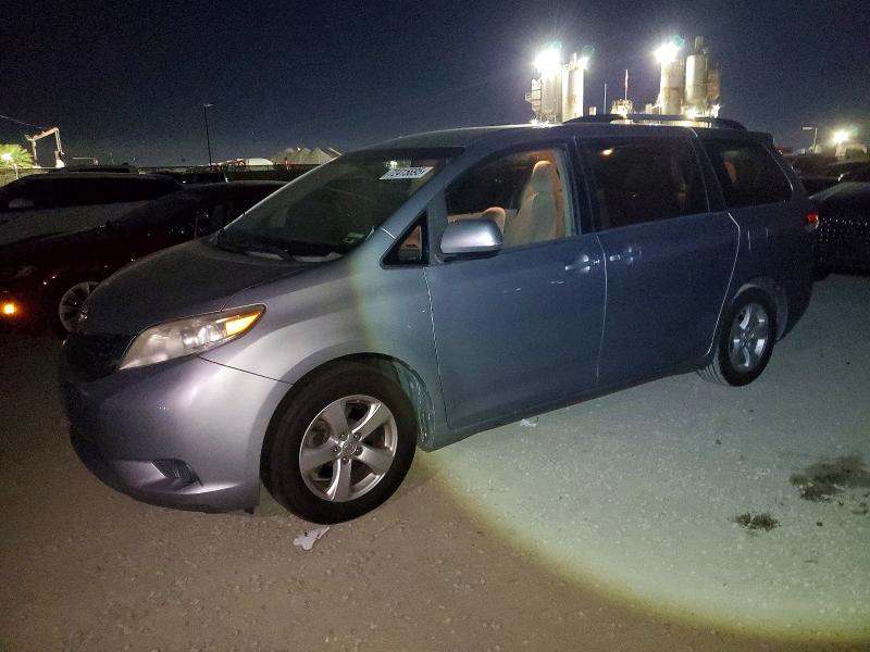 TOYOTA SIENNA 2013 with VIN 5TDKK3DC2DS317791 - Photo from auction