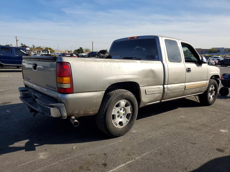 Photo 3 from auction – 2002 CHEVROLET SILVERADO with VIN 1GCEC19VX2Z324671