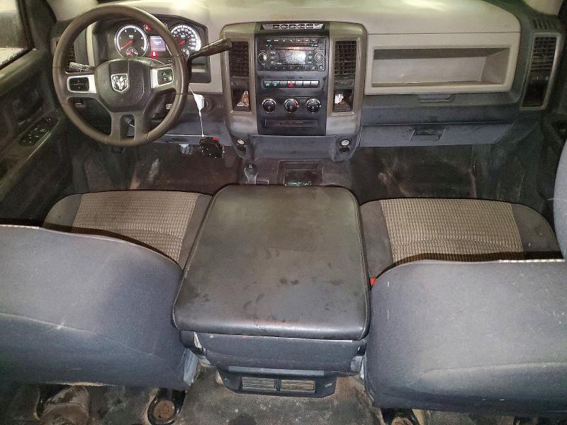 Photo 8 from auction – 2011 DODGE RAM 3500 with VIN 3D73Y3CL1BG623502