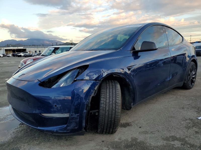 TESLA MODEL Y 2022 with VIN 7SAYGDEF1NF558549 - Photo from auction