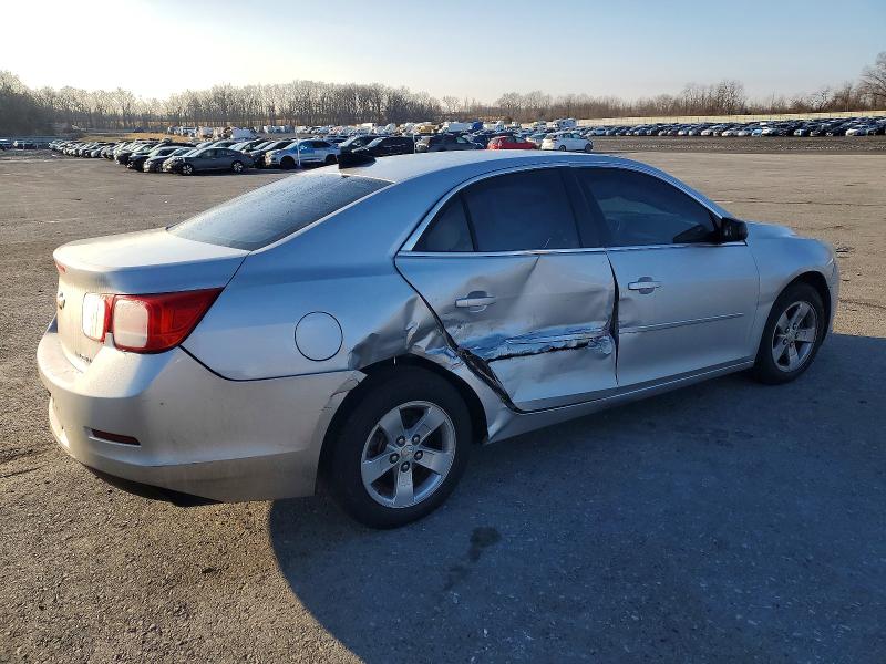 Photo 3 from auction – 2015 CHEVROLET MALIBU LS with VIN 1G11B5SL9FF104407