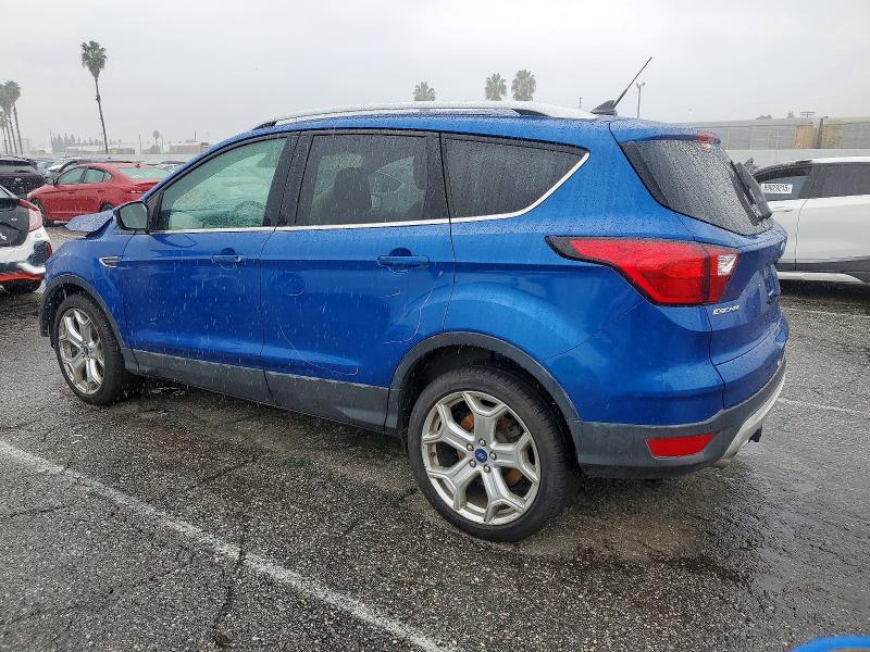 Photo 2 from auction – 2019 FORD ESCAPE TIT with VIN 1FMCU0J97KUB61774