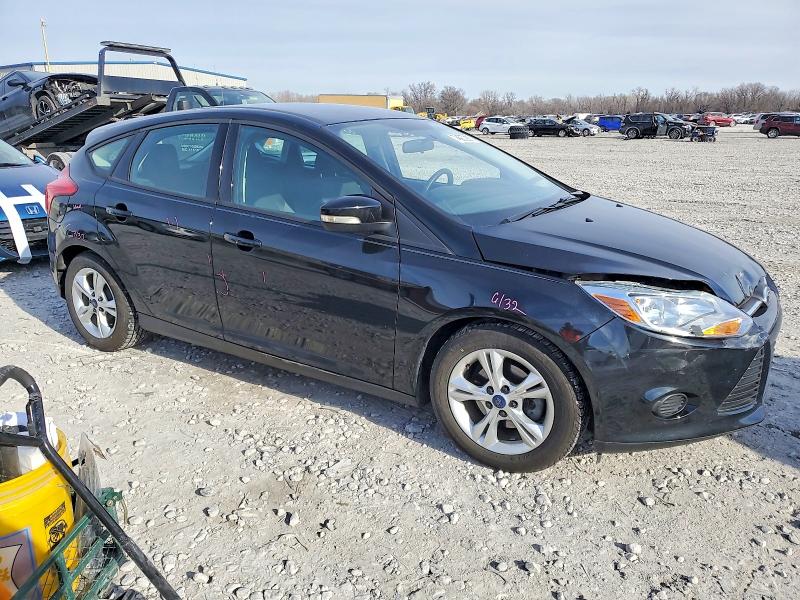 Photo 4 from auction – 2014 FORD FOCUS SE with VIN 1FADP3K22EL252714