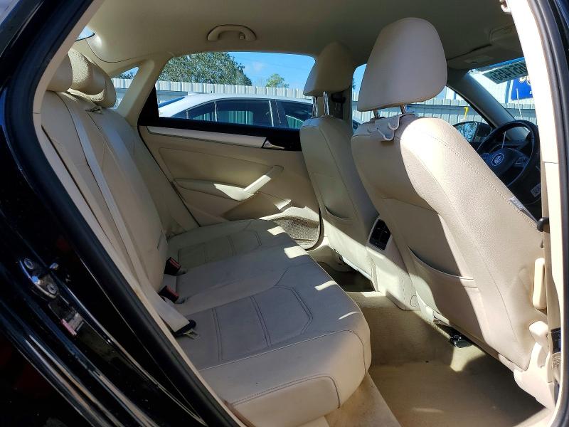 Photo 10 from auction – 2013 VOLKSWAGEN PASSAT SE with VIN 1VWBP7A30DC044331