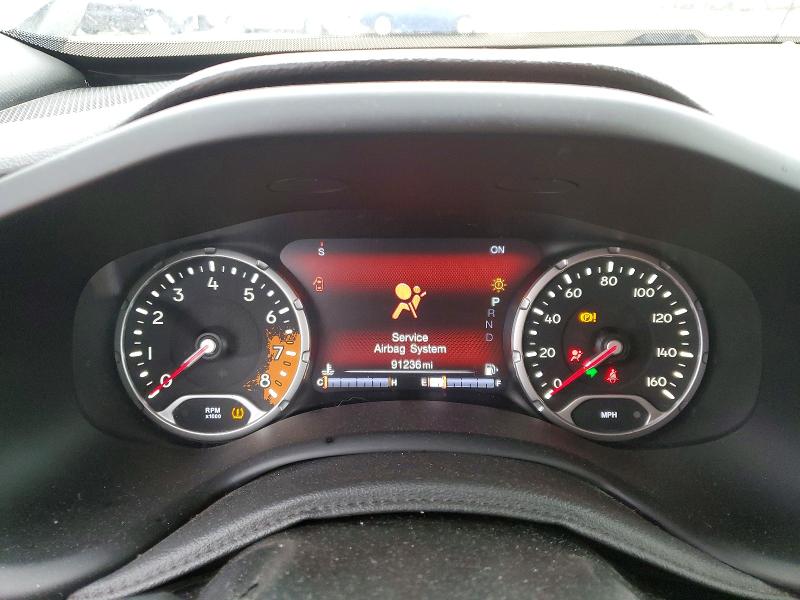 Photo 9 from auction – 2018 JEEP RENEGADE with VIN ZACCJBCB2JPH41250