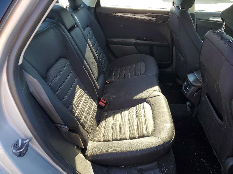 Photo 10 from auction – 2016 FORD FUSION SE with VIN 3FA6P0H74GR367653