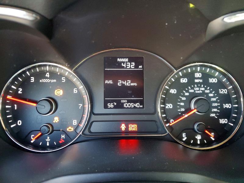 Photo 9 from auction – 2017 KIA FORTE LX with VIN 3KPFK4A70HE081415
