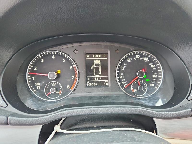 Photo 9 from auction – 2013 VOLKSWAGEN PASSAT with VIN 1VWBP7A38DC093454
