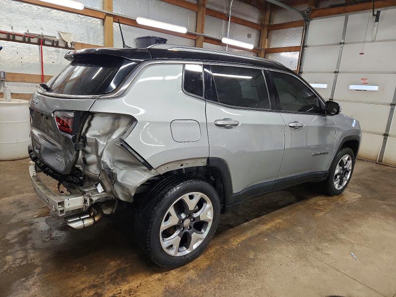 Photo 3 from auction – 2019 JEEP COMPASS with VIN 3C4NJDCB9KT747450