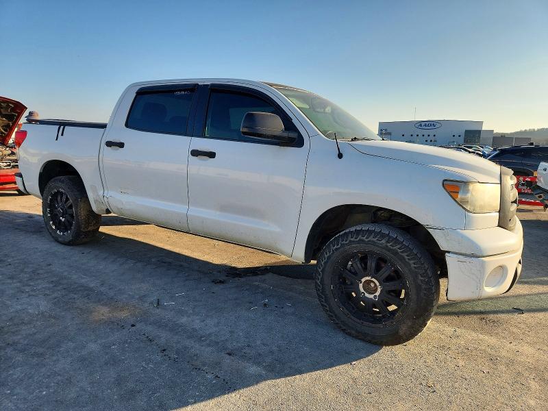 Photo 4 from auction – 2013 TOYOTA TUNDRA with VIN 5TFEY5F12DX138244