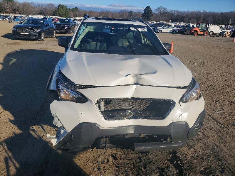 Photo 5 from auction – 2023 SUBARU CROSSTREK with VIN JF2GTHSC2PH321529