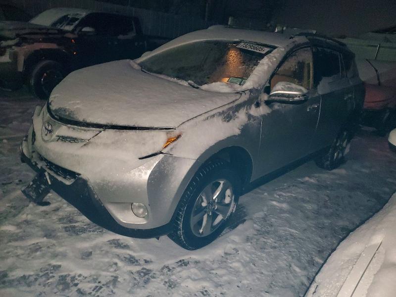 TOYOTA RAV4 XLE 2015 with VIN JTMRFREV3FD139698 - Photo from auction