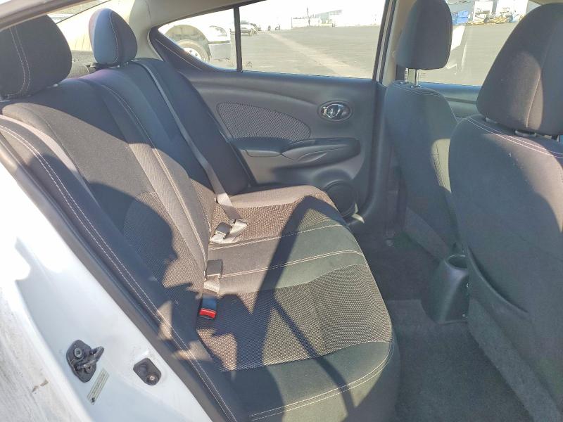 Photo 10 from auction – 2015 NISSAN VERSA S with VIN 3N1CN7AP1FL824784