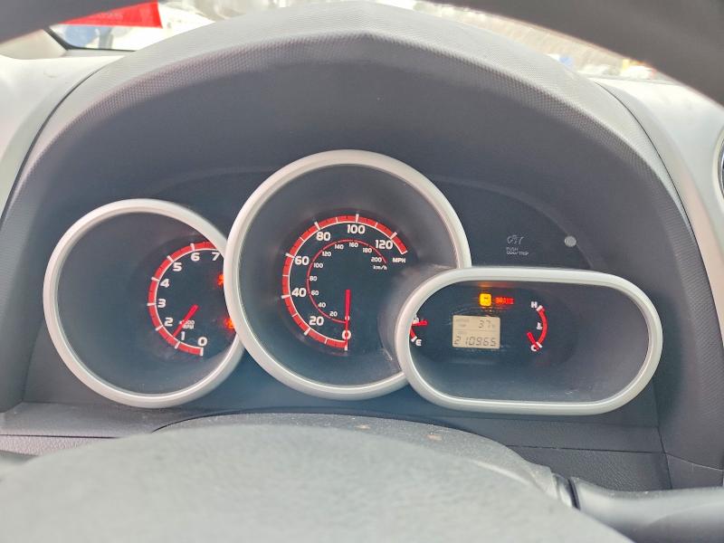 Photo 9 from auction – 2013 TOYOTA COROLLA MA with VIN 2T1KU4EE3DC048662