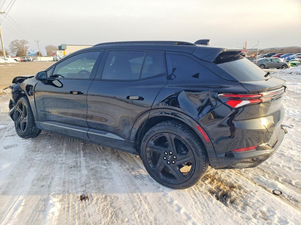 Photo 2 from auction – 2024 CHEVROLET EQUINOX RS with VIN 3GN7DPRR0RS221804