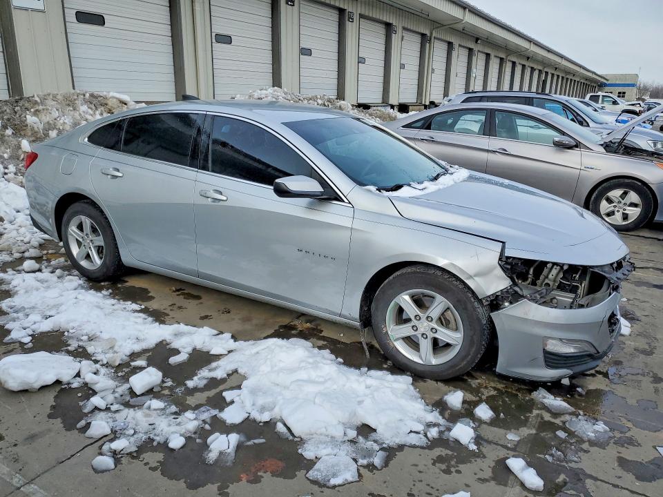 Photo 4 from auction – 2020 CHEVROLET MALIBU with VIN 1G1ZC5ST2LF109301