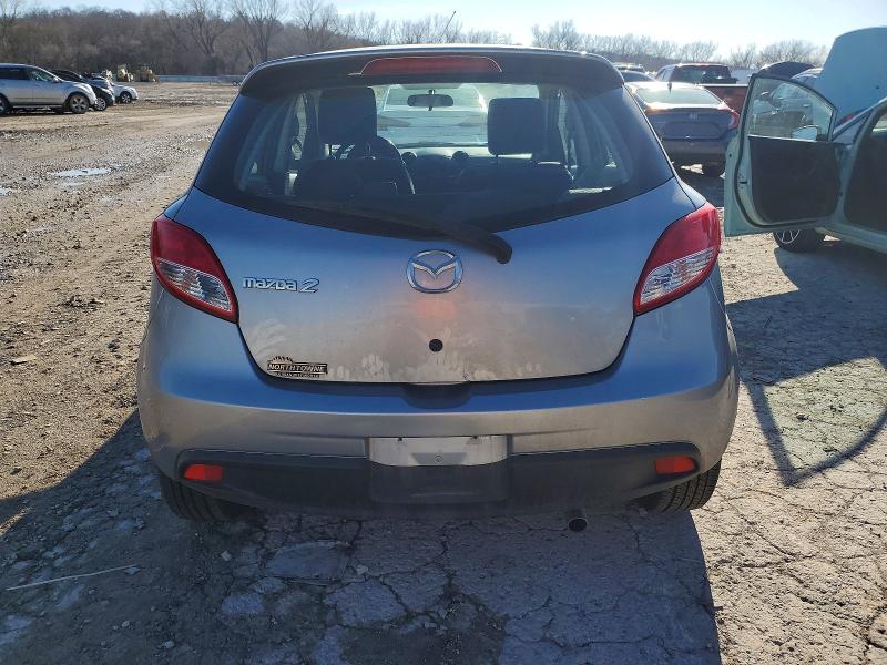 Photo 6 from auction – 2011 MAZDA MAZDA2 with VIN JM1DE1HY8B0117010
