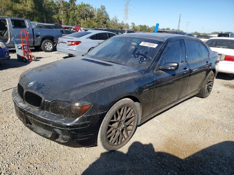 صورة رقم 1 من المزاد - 2007 BMW 750 مع VIN WBAHN835X7DT69863
