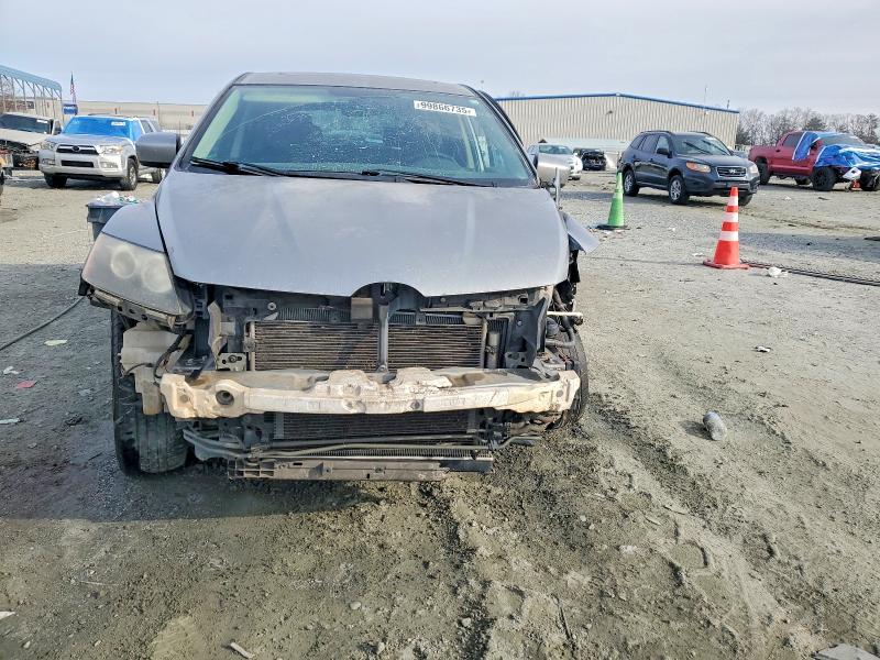 Photo 5 from auction – 2011 MAZDA CX-7 with VIN JM3ER2B53B0369218