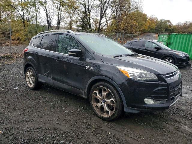 Photo 4 from auction – 2016 FORD ESCAPE with VIN 1FMCU9J97GUA16553