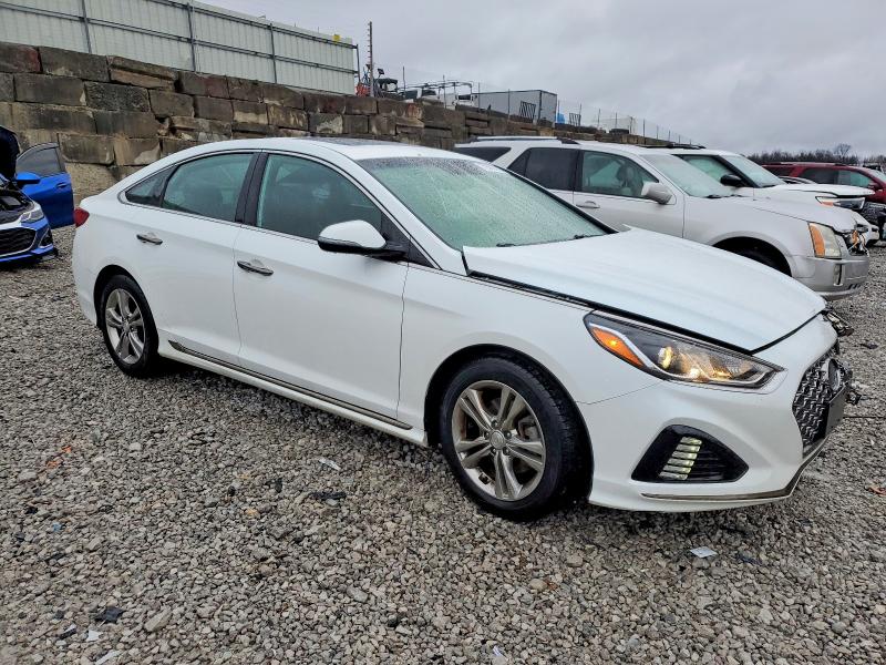 Photo 4 from auction – 2018 HYUNDAI SONATA with VIN 5NPE34AF6JH659518