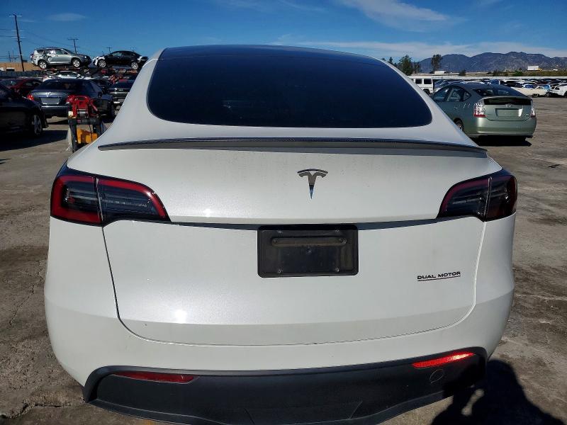 Foto 6 de la subasta – 2023 TESLA MODEL Y con VIN 7SAYGDEF8PF807223