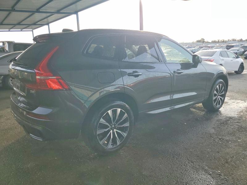 Photo 3 from auction – 2025 VOLVO XC60 PLUS with VIN YV4M12RC1S1171471