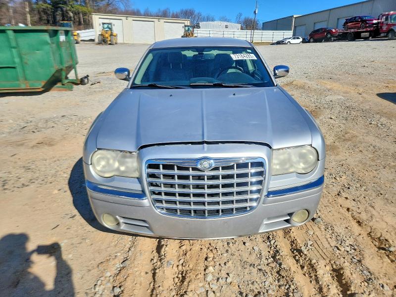 Photo 5 from auction – 2006 CHRYSLER 300C with VIN 2C3KA63H66H269798