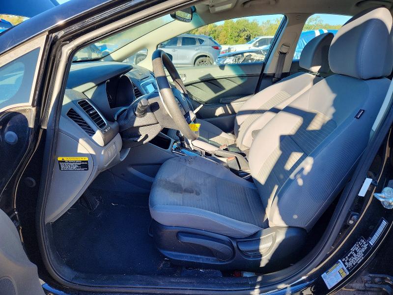 Photo 7 from auction – 2017 KIA FORTE LX with VIN 3KPFL4A79HE124193