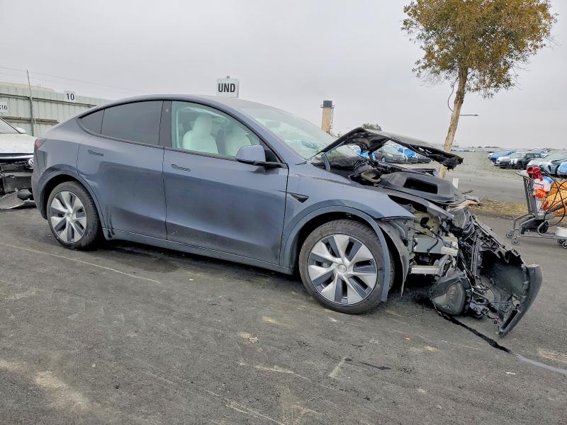 Photo 4 from auction – 2020 TESLA MODEL Y with VIN 5YJYGDEE6LF018924