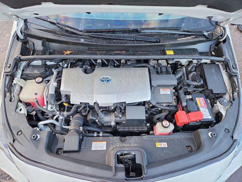Photo 11 from auction – 2018 TOYOTA PRIUS PRIM with VIN JTDKARFP7J3083327
