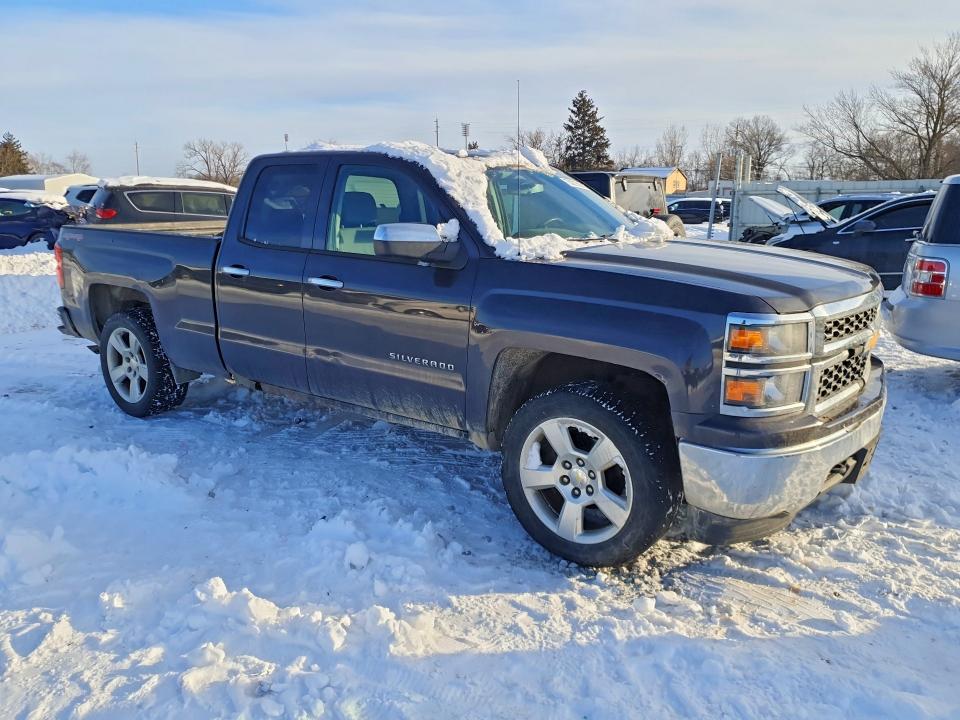 Photo 4 from auction – 2015 CHEVROLET SILVERADO with VIN 1GCVKPEC9FZ356317