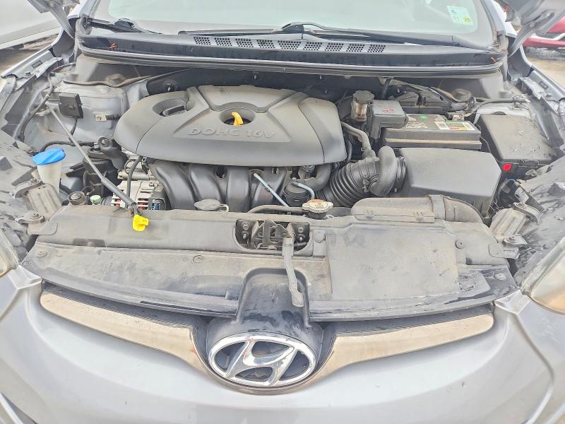 Photo 11 from auction – 2016 HYUNDAI ELANTRA with VIN 5NPDH4AE0GH678062