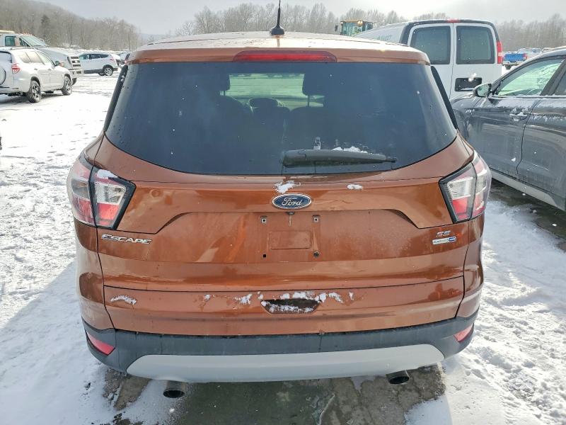 Photo 6 from auction – 2017 FORD ESCAPE SE with VIN 1FMCU9GD7HUB76056