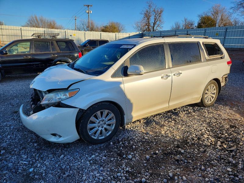 TOYOTA SIENNA 2013 with VIN 5TDYK3DC3DS344735 - Photo from auction