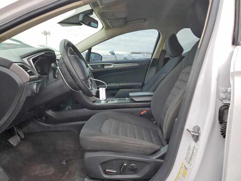 Photo 7 from auction – 2020 FORD FUSION SE with VIN 3FA6P0HD3LR127347