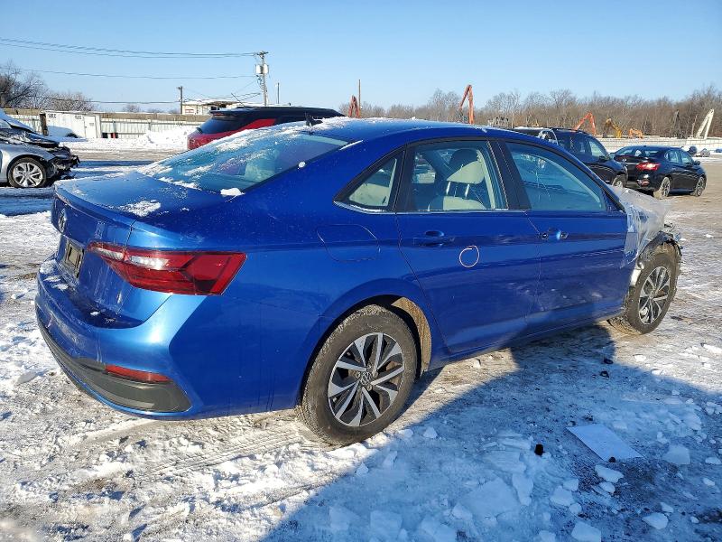Photo 3 from auction – 2023 VOLKSWAGEN JETTA with VIN 3VW5M7BU1PM020104
