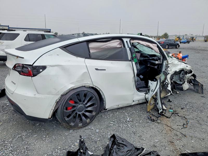 Photo 3 from auction – 2022 TESLA MODEL Y with VIN 7SAYGDEF0NF523775