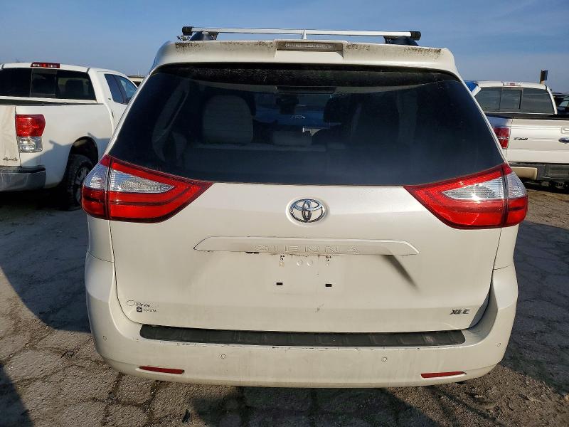 Photo 6 from auction – 2018 TOYOTA SIENNA with VIN 5TDYZ3DC9JS906029