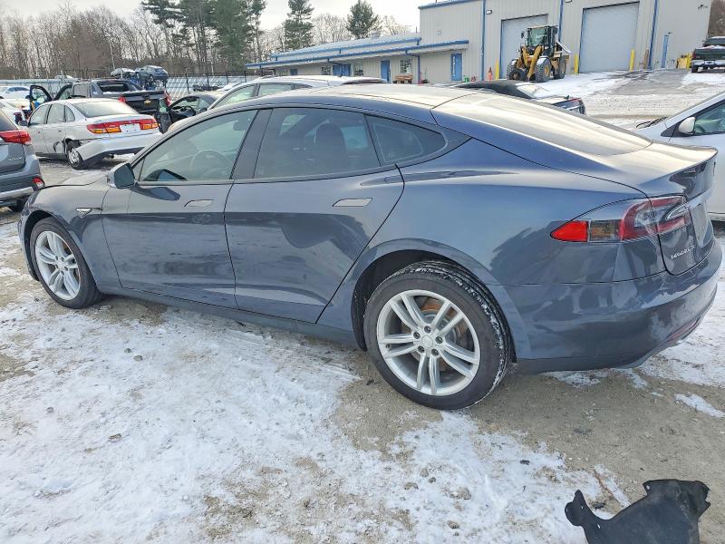 Photo 2 from auction – 2015 TESLA MODEL S with VIN 5YJSA1H20FF081304