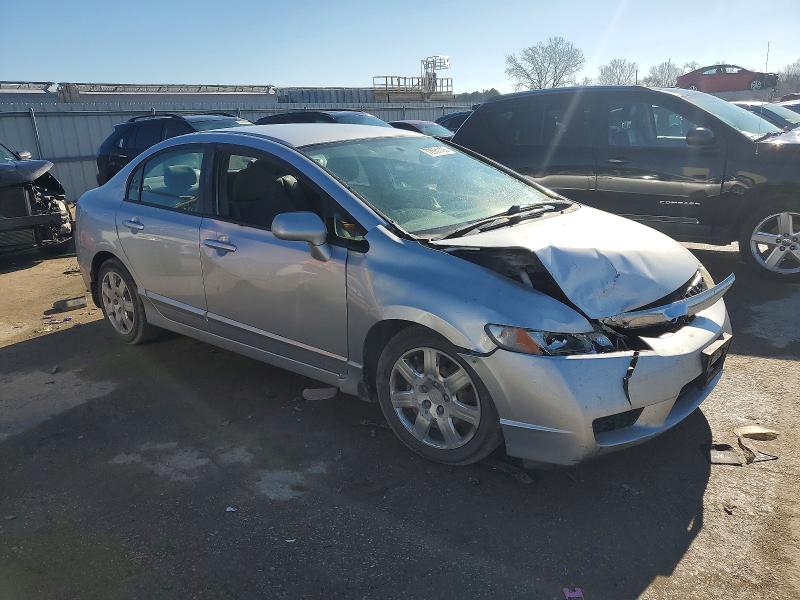 Photo 4 from auction – 2009 HONDA CIVIC LX with VIN 2HGFA165X9H518627