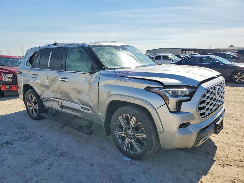 صورة رقم 4 من المزاد - 2023 TOYOTA SEQUOIA SR مع VIN 7SVAAABA1PX014834