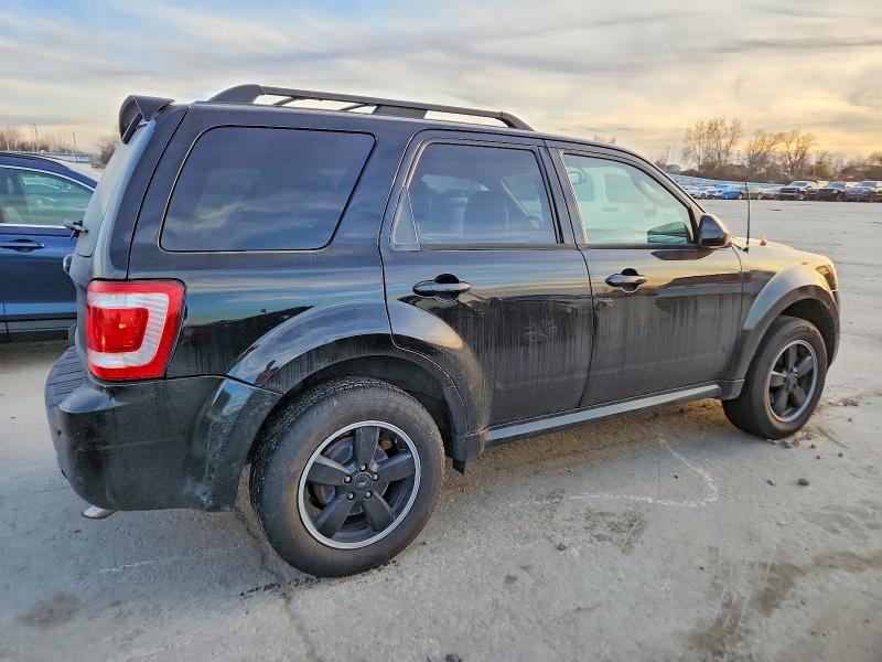 Photo 3 from auction – 2010 FORD ESCAPE with VIN 1FMCU0D71AKC47098