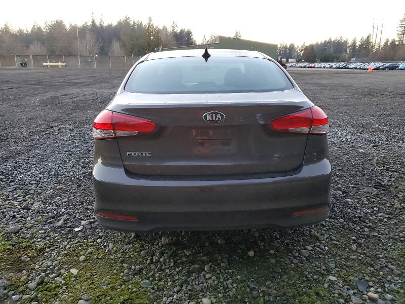Photo 6 from auction – 2017 KIA FORTE LX with VIN 3KPFK4A71HE143095