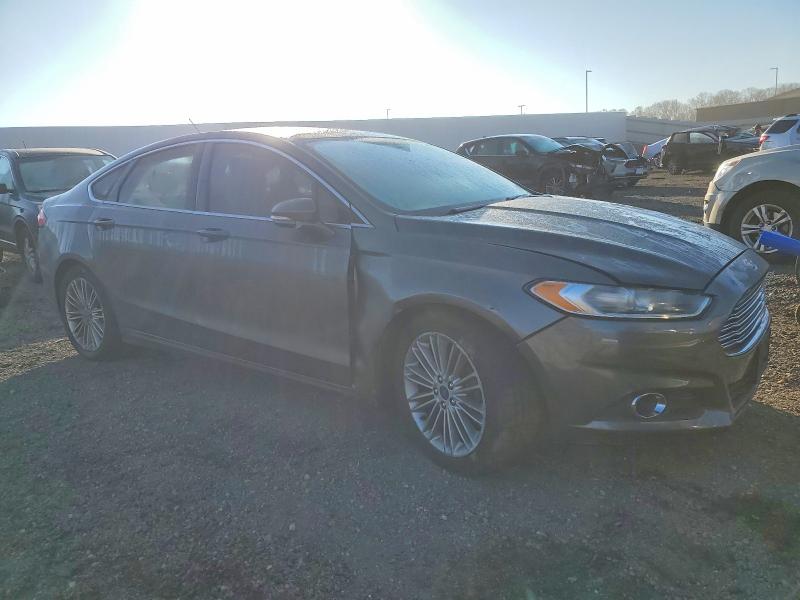 Photo 4 from auction – 2016 FORD FUSION with VIN 3FA6P0H97GR211687